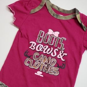 Mossy Oak Onesie Size 12m Pink With Camo Graphics